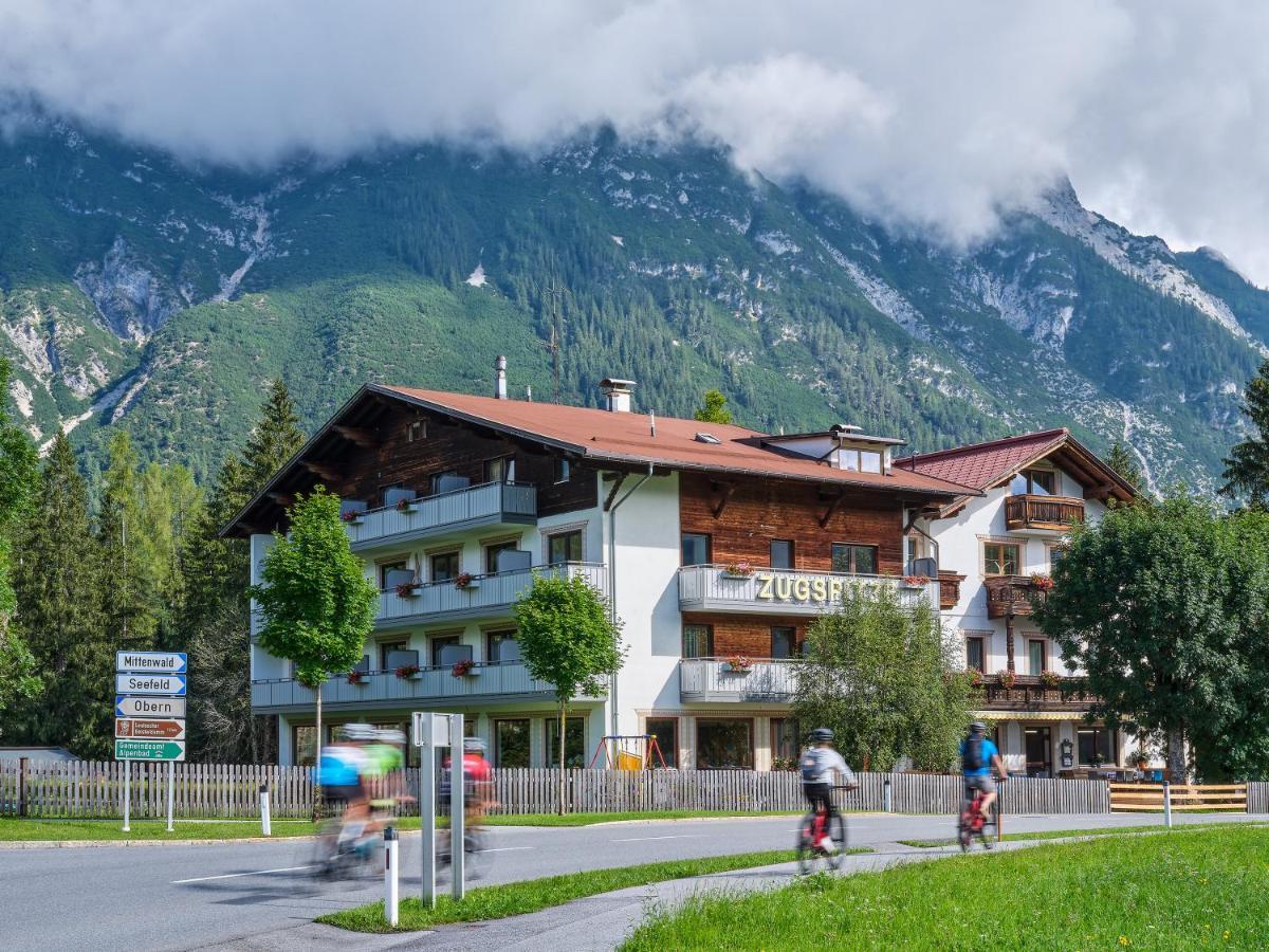 Apartmenthaus - Café - Zugspitze Leutasch Exterior foto